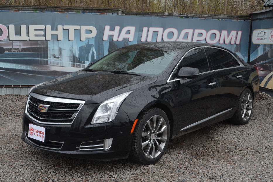 Продам Cadillac XTS F1 2016 года в Киеве