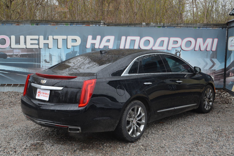 Продам Cadillac XTS F1 2016 года в Киеве