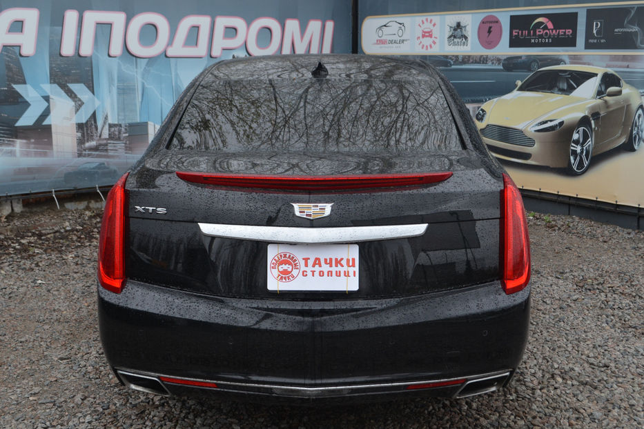 Продам Cadillac XTS F1 2016 года в Киеве