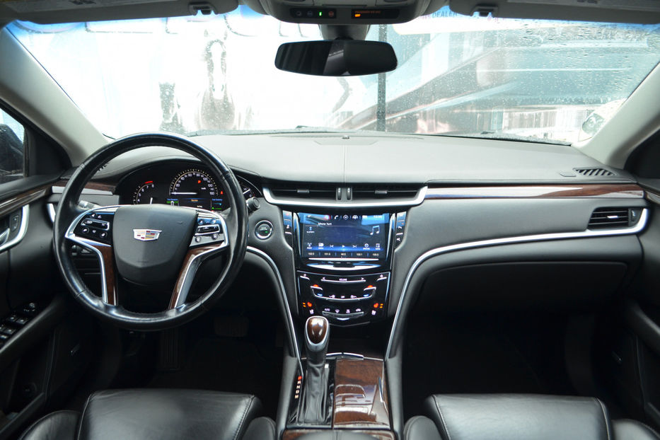 Продам Cadillac XTS F1 2016 года в Киеве