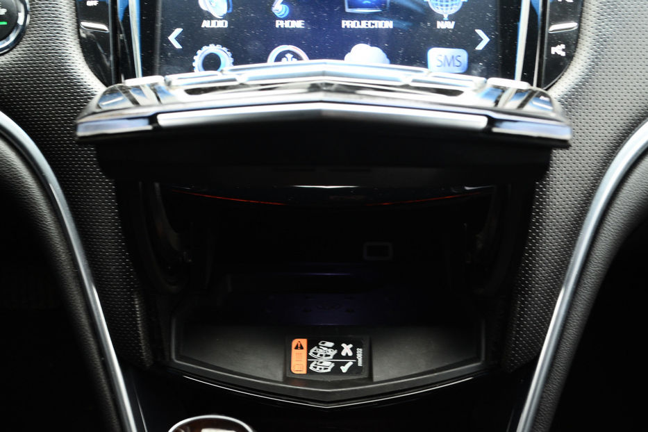 Продам Cadillac XTS F1 2016 года в Киеве