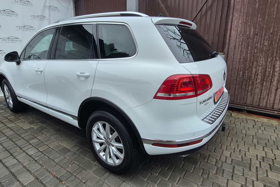 Продам Volkswagen Touareg SPORT 2016 года в Киеве