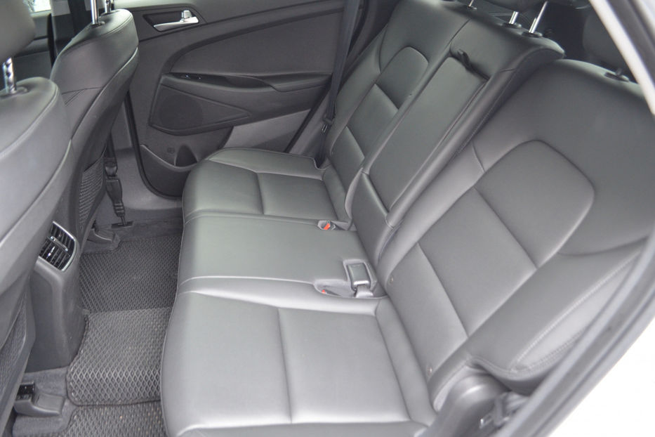 Продам Hyundai Tucson 1.7 CRDi AT (141 к.с.)  2015 года в Киеве