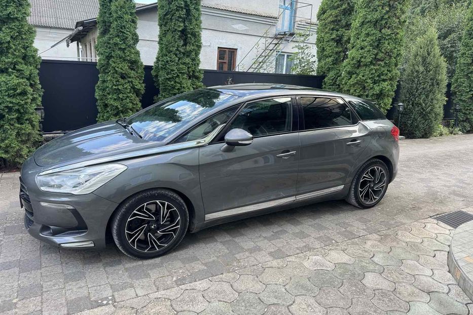 Продам Citroen DS5 2 2012 года в Львове