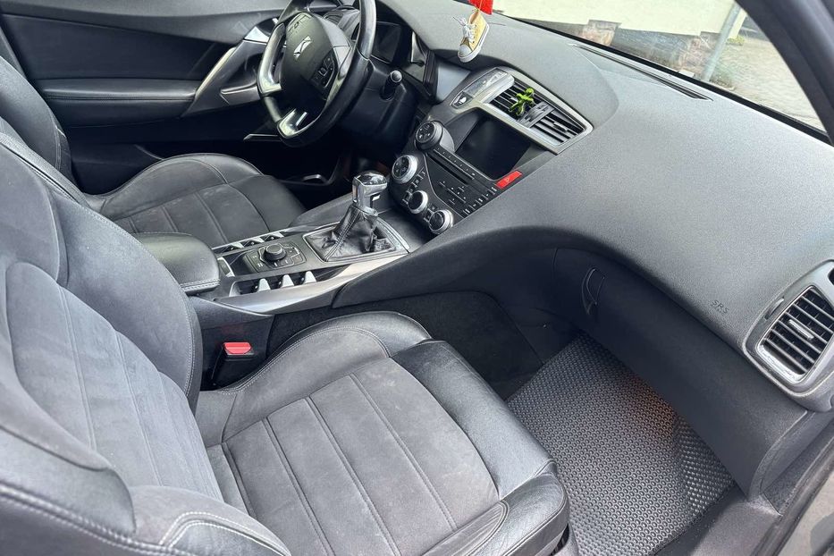 Продам Citroen DS5 2 2012 года в Львове