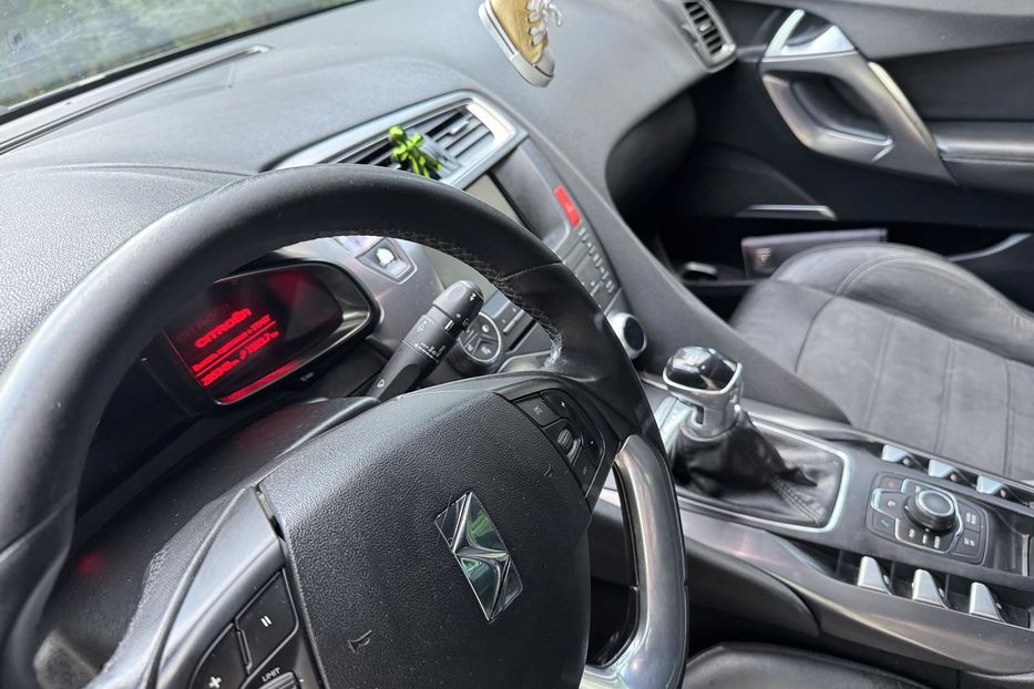 Продам Citroen DS5 2 2012 года в Львове