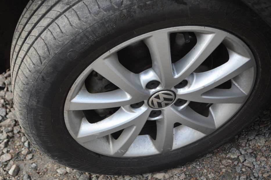 Продам Volkswagen Jetta 2.5 AT (170 к.с.) • SE 2012 года в Киеве