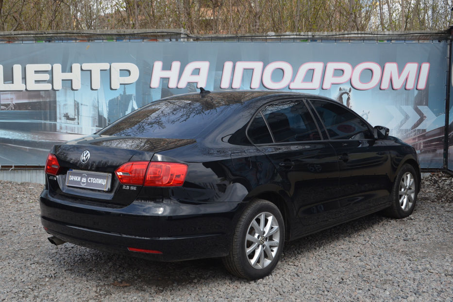 Продам Volkswagen Jetta 2.5 AT (170 к.с.) • SE 2012 года в Киеве