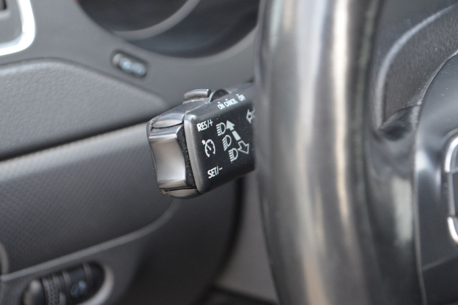 Продам Volkswagen Jetta 2.5 AT (170 к.с.) • SE 2012 года в Киеве