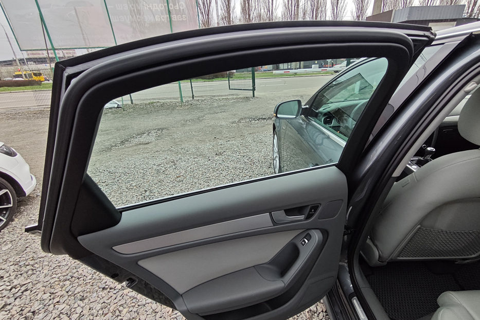 Продам Audi A4 2.0 TFSI MТ (225 к.с.) Quattro 2013 года в Киеве