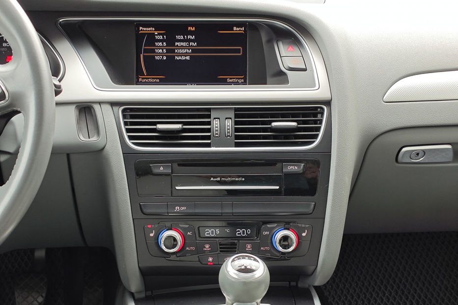 Продам Audi A4 2.0 TFSI MТ (225 к.с.) Quattro 2013 года в Киеве