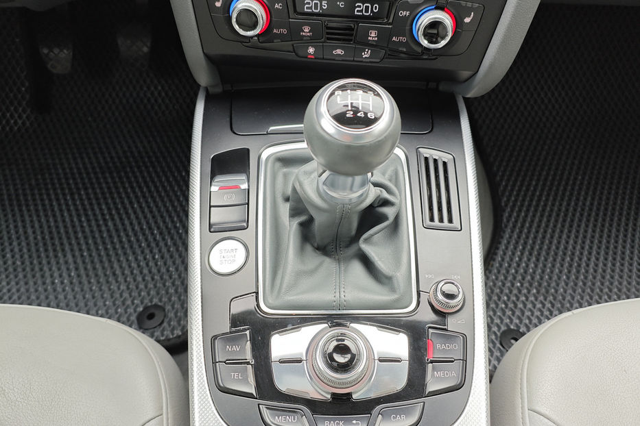 Продам Audi A4 2.0 TFSI MТ (225 к.с.) Quattro 2013 года в Киеве