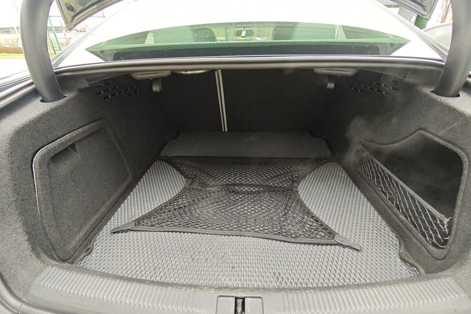 Продам Audi A4 2.0 TFSI MТ (225 к.с.) Quattro 2013 года в Киеве