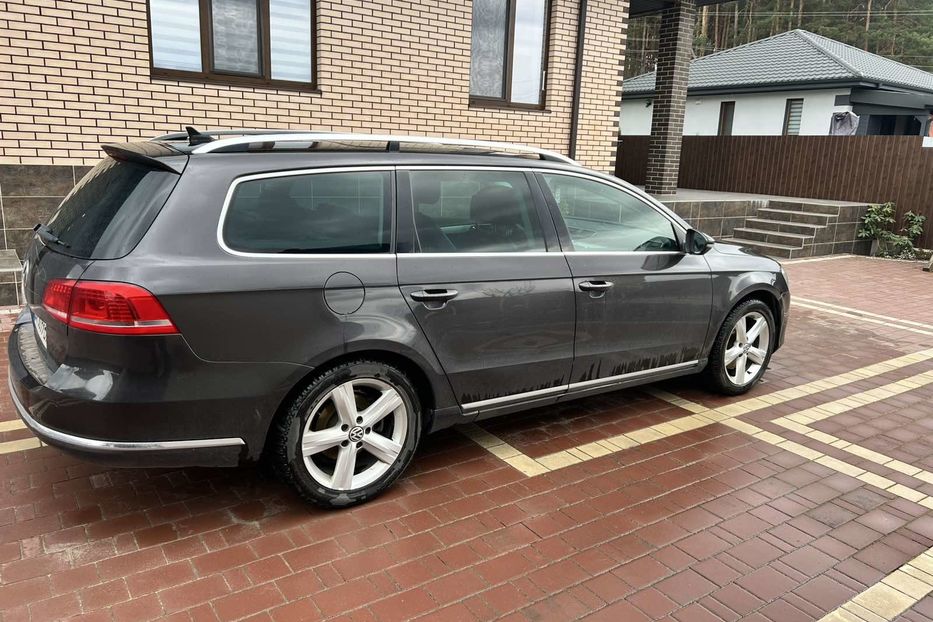 Продам Volkswagen Passat B7 Highline premium 2011 года в Киеве
