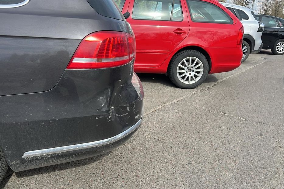 Продам Volkswagen Passat B7 Highline premium 2011 года в Киеве