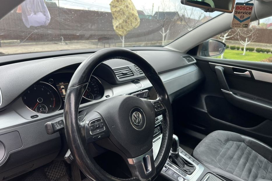 Продам Volkswagen Passat B7 Highline premium 2011 года в Киеве