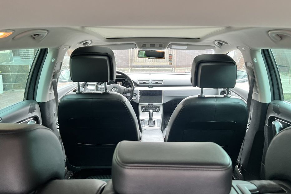 Продам Volkswagen Passat B7 Highline premium 2011 года в Киеве