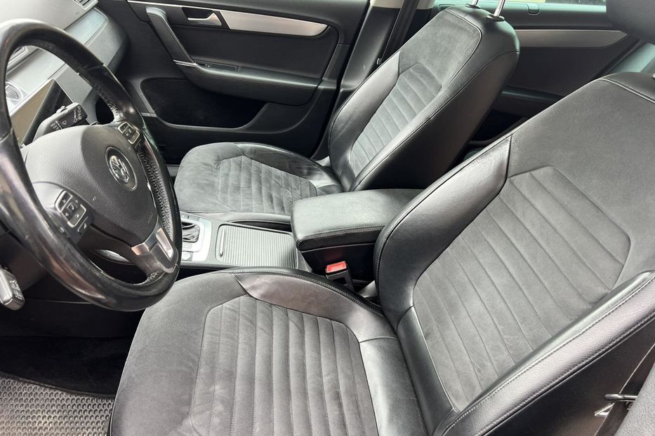 Продам Volkswagen Passat B7 Highline premium 2011 года в Киеве