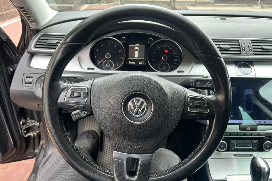 Продам Volkswagen Passat B7 Highline premium 2011 года в Киеве