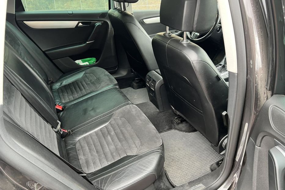 Продам Volkswagen Passat B7 Highline premium 2011 года в Киеве