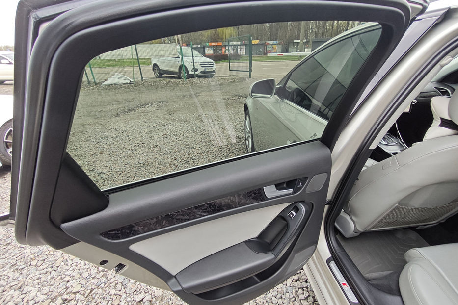 Продам Audi A4 2.0 TFSI АТ (225 к.с.)  2015 года в Киеве