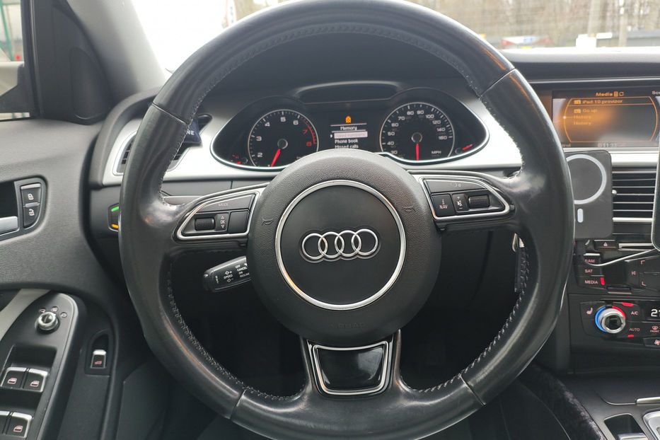Продам Audi A4 2.0 TFSI АТ (225 к.с.)  2015 года в Киеве
