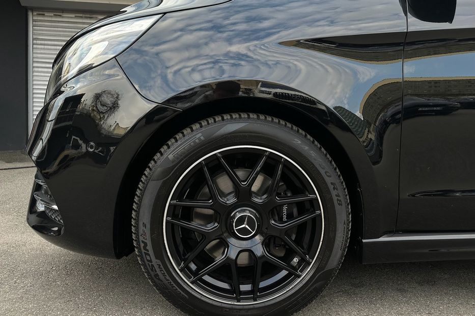 Продам Mercedes-Benz V-Class 250d AMG Extralong 2018 года в Киеве