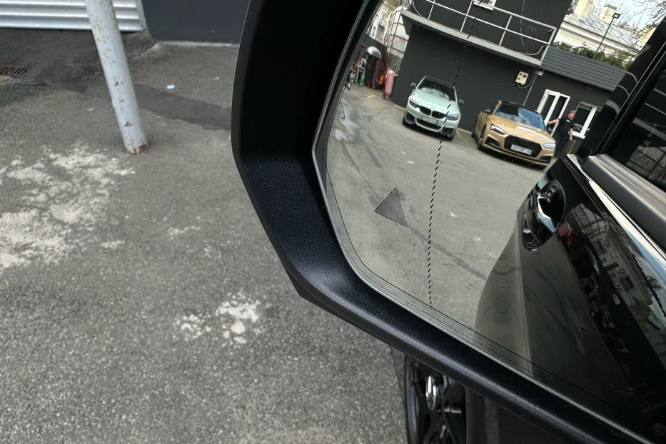 Продам Mercedes-Benz V-Class 250d AMG Extralong 2018 года в Киеве