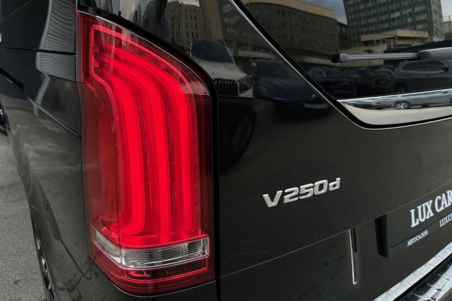 Продам Mercedes-Benz V-Class 250d AMG Extralong 2018 года в Киеве