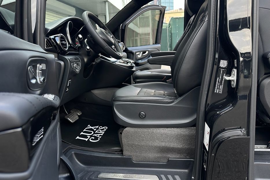 Продам Mercedes-Benz V-Class 250d AMG Extralong 2018 года в Киеве