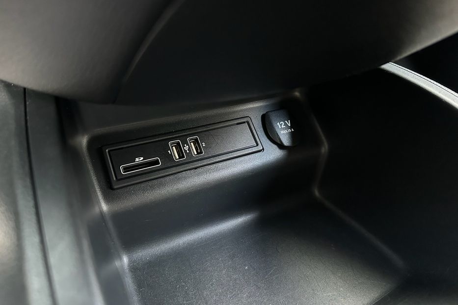 Продам Mercedes-Benz V-Class 250d AMG Extralong 2018 года в Киеве