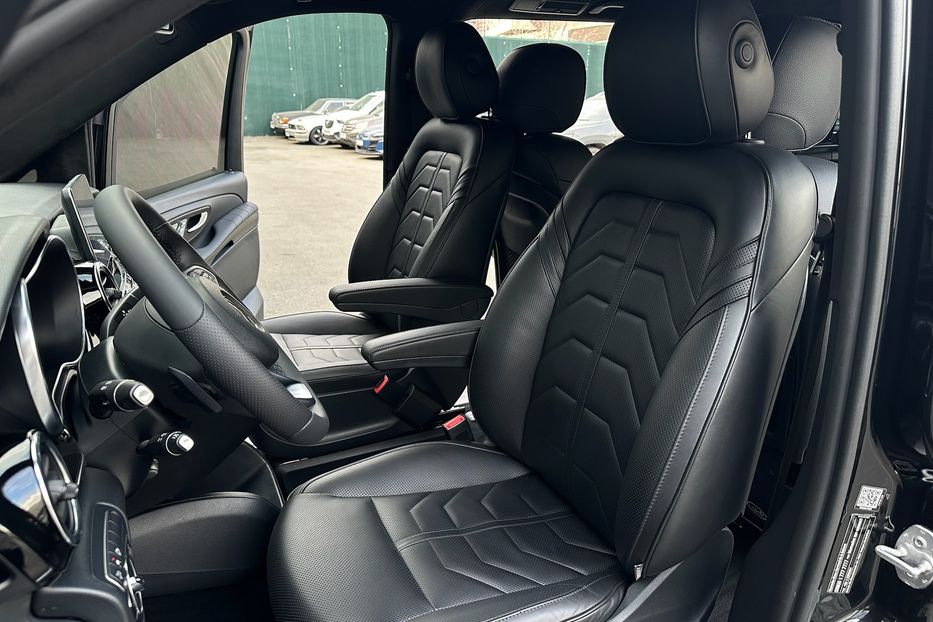 Продам Mercedes-Benz V-Class 250d AMG Extralong 2018 года в Киеве