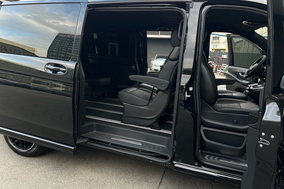 Продам Mercedes-Benz V-Class 250d AMG Extralong 2018 года в Киеве