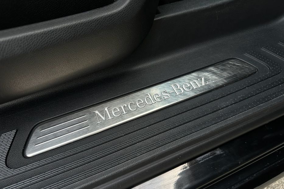 Продам Mercedes-Benz V-Class 250d AMG Extralong 2018 года в Киеве