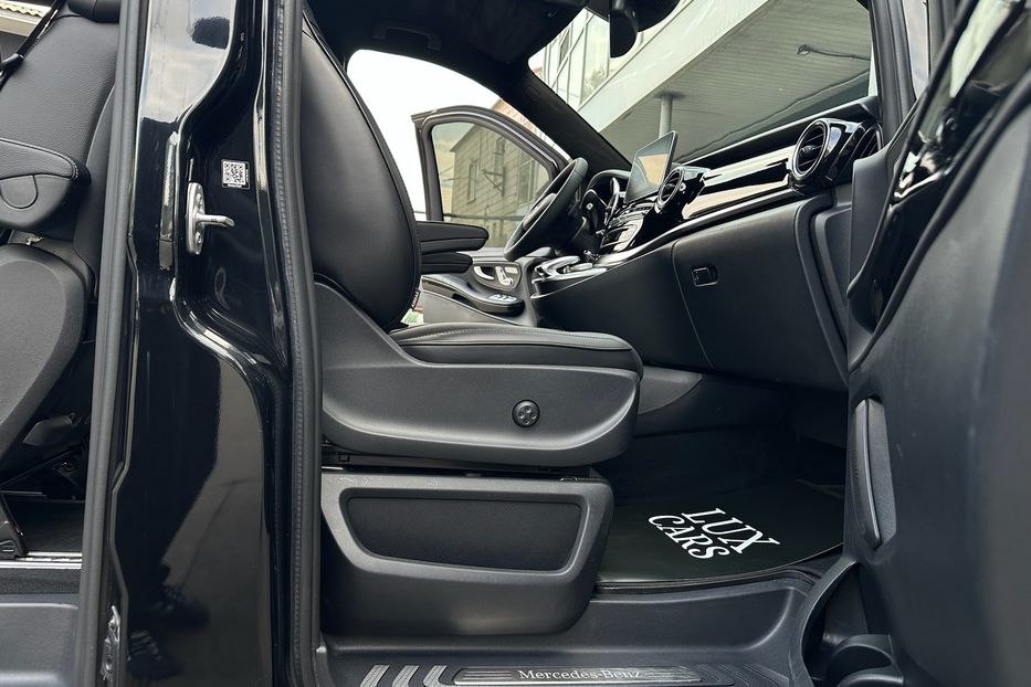 Продам Mercedes-Benz V-Class 250d AMG Extralong 2018 года в Киеве