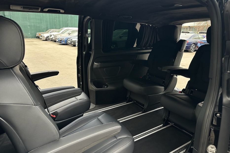 Продам Mercedes-Benz V-Class 250d AMG Extralong 2018 года в Киеве