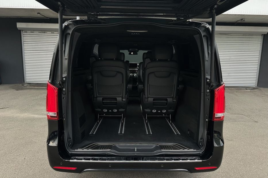 Продам Mercedes-Benz V-Class 250d AMG Extralong 2018 года в Киеве