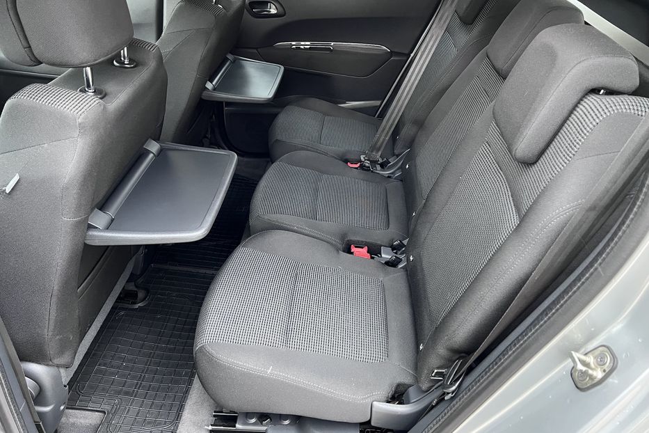 Продам Peugeot 5008 2011 года в Тернополе