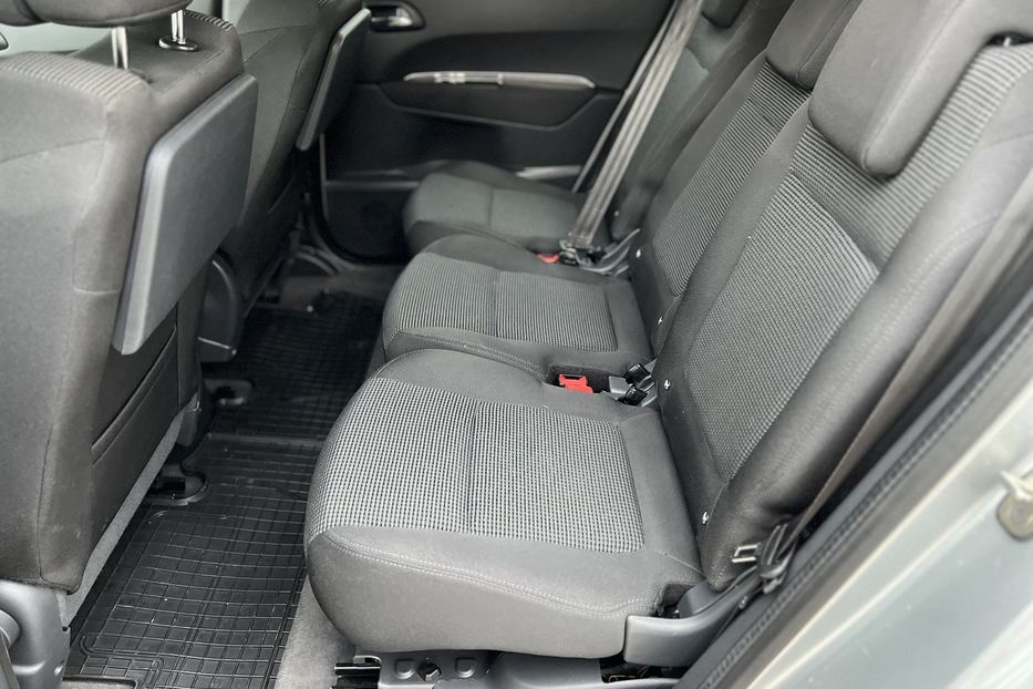 Продам Peugeot 5008 2011 года в Тернополе