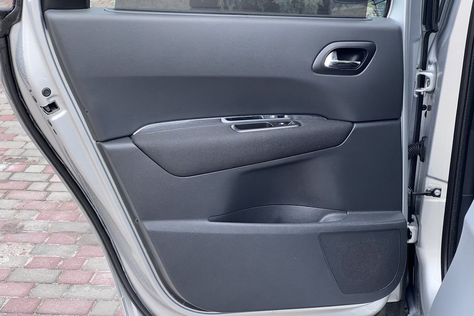 Продам Peugeot 5008 2011 года в Тернополе