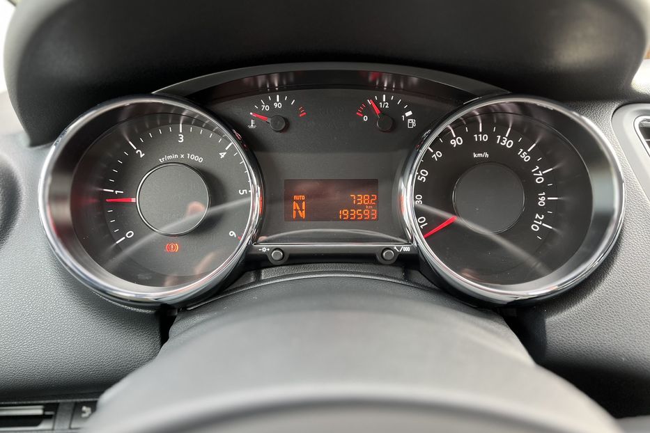 Продам Peugeot 5008 2011 года в Тернополе