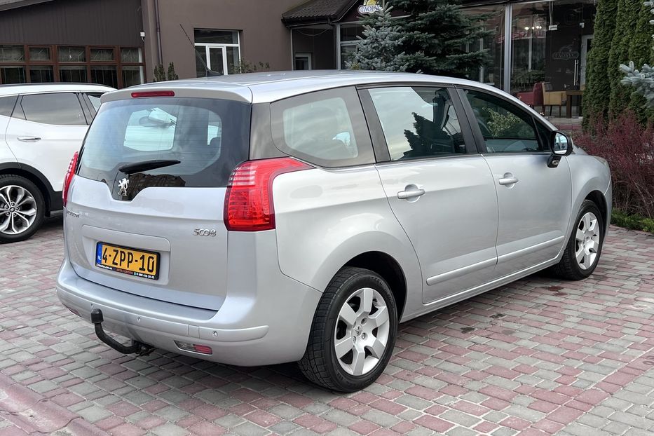 Продам Peugeot 5008 2011 года в Тернополе