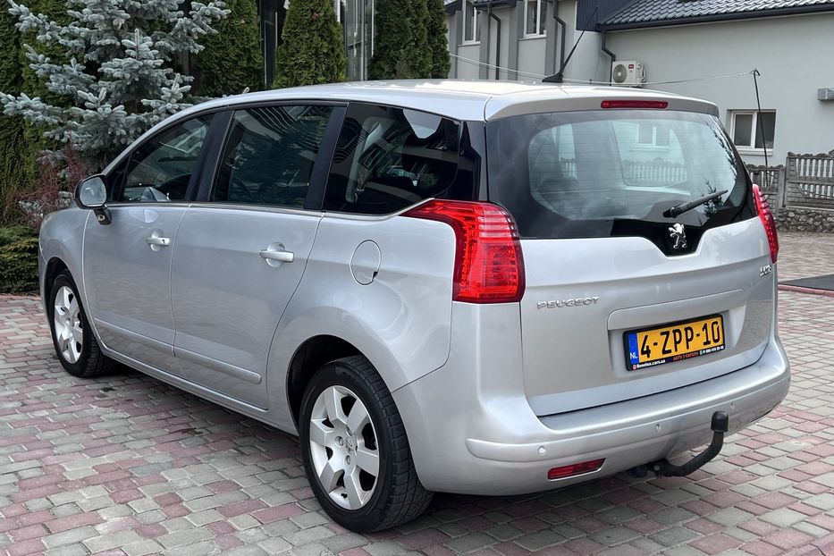 Продам Peugeot 5008 2011 года в Тернополе