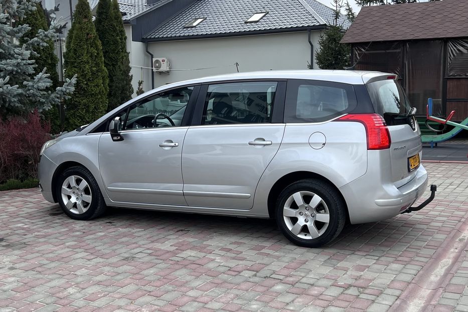 Продам Peugeot 5008 2011 года в Тернополе