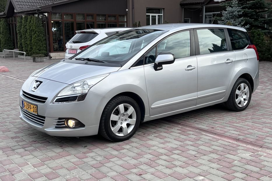 Продам Peugeot 5008 2011 года в Тернополе