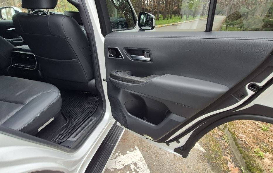 Продам Toyota Land Cruiser 300 70Anniversary 2021 года в Киеве