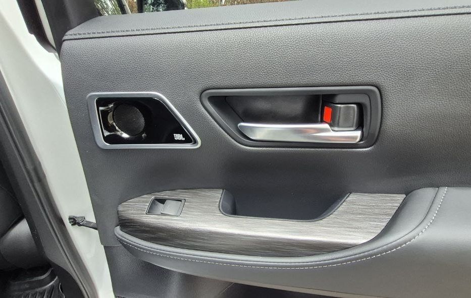 Продам Toyota Land Cruiser 300 70Anniversary 2021 года в Киеве