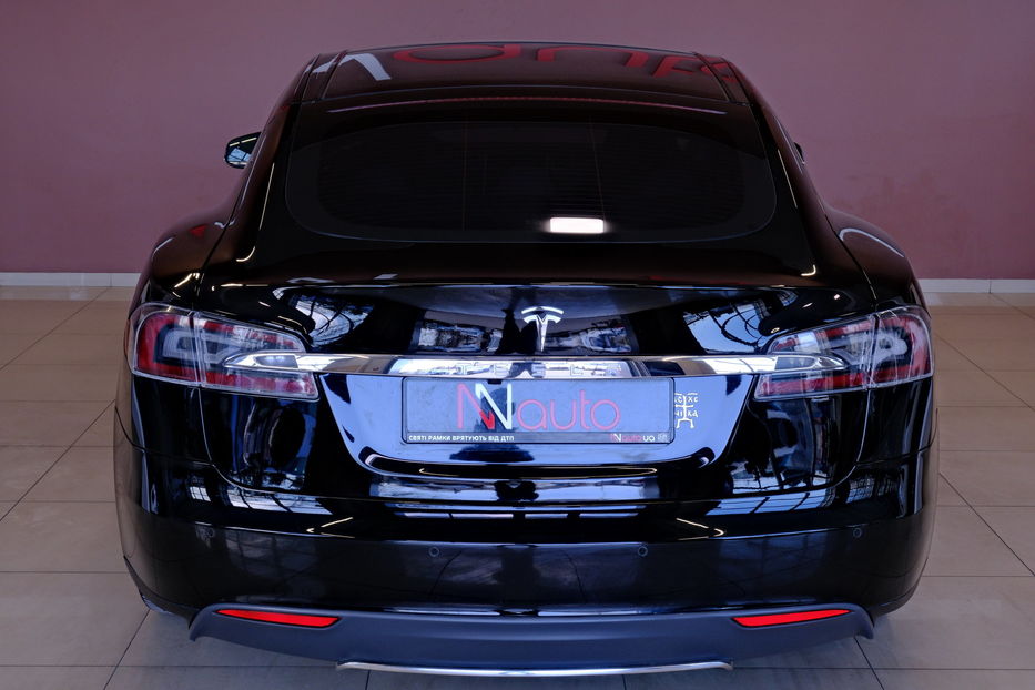 Продам Tesla Model S P85 2014 года в Одессе