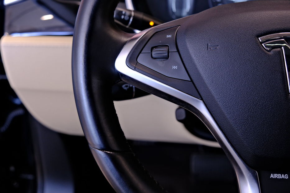 Продам Tesla Model S P85 2014 года в Одессе