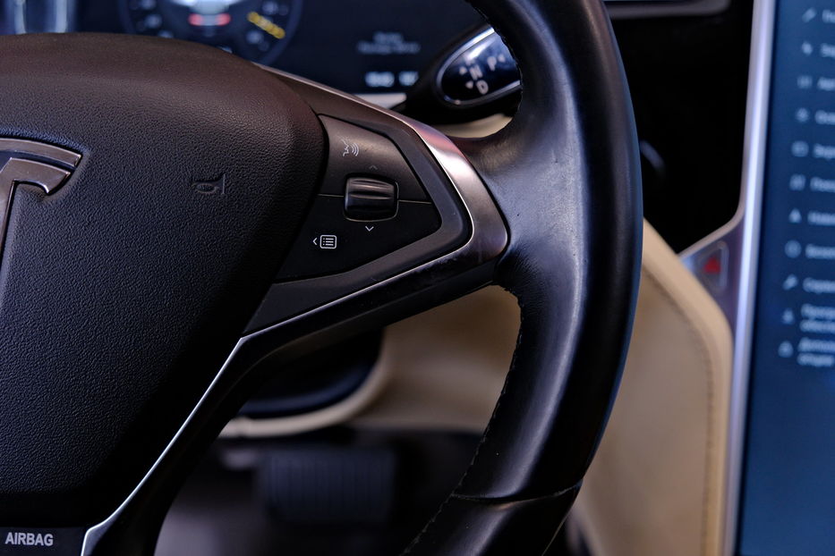 Продам Tesla Model S P85 2014 года в Одессе
